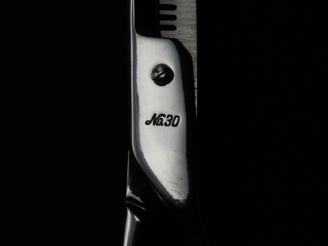 BiG PRO No.30・30目・カット率25～30%・6.0インチ