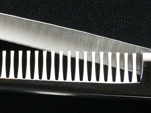 Vinus Scissors・F7-32T・32目・カット率25～30%・6.0インチ