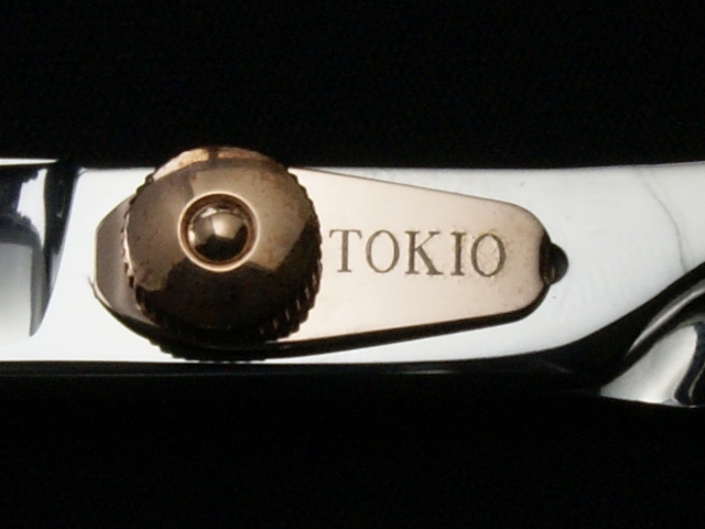 TOKIO・FA-70・7.0インチ
