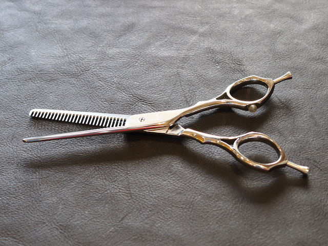 光・MK・28目・カット率20%・6.0インチ