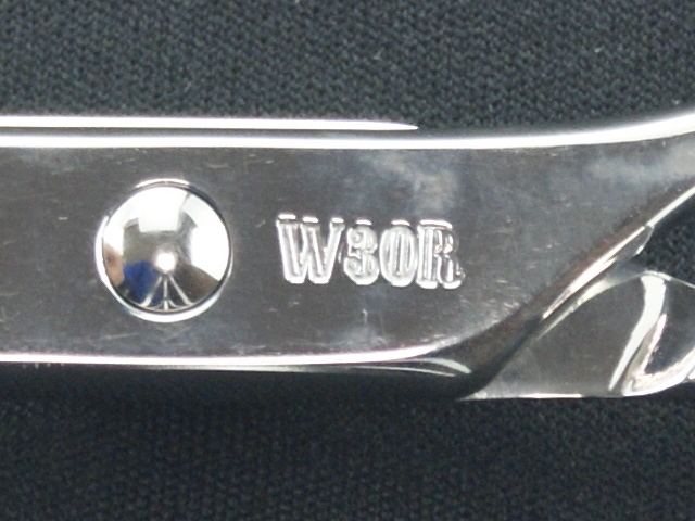 ビーエムプランニング・W-30R・カット率20～30%・6.0インチ