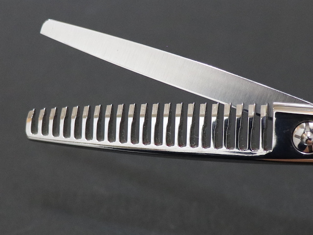 Zero・International・32目・カット率25～30%・5.8インチ