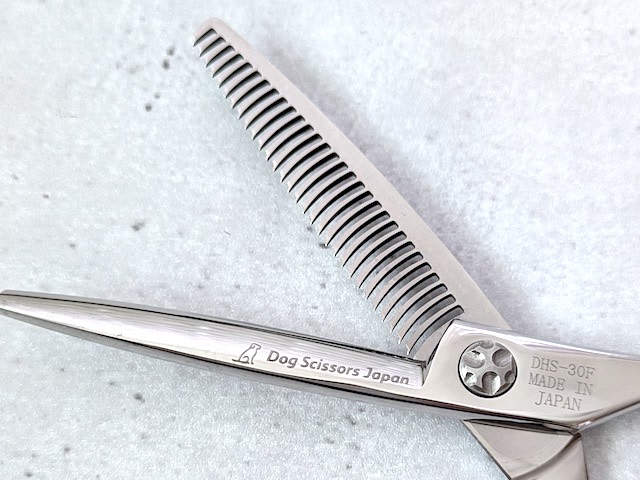 DogScissors_DHS_30F
